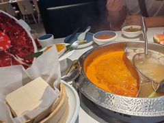 -左庭右院鲜牛肉火锅(金山万达店)