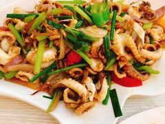 -覃记海鲜美食餐厅