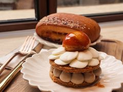 -VERIE BAKEHOUSE