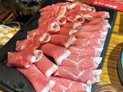 -老牌坊云南鱼豆花火锅(爱建店)