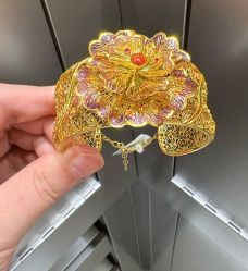 -粤豪珠宝(贝丽北路店)