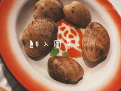 -鲜入围煮花胶鸡海鲜火锅
