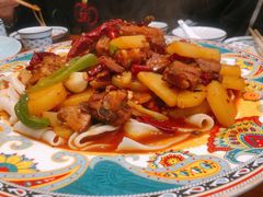 新疆沙湾大盘鸡-巴依老爷新疆美食(常营店)