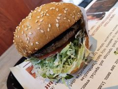 -The Habit Burger Grill 哈比特汉堡(复兴soho店)