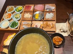-银米·云南传统过桥米线(双廊黑金冠店)