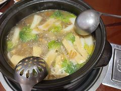 -菌之家·专业纯野生菌火锅·特色炒菌