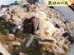 招牌杀猪菜粉-裕新楼粉面馆·石磨手工粉(四方坪店)