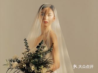 热度非常高的婚纱照风格＿光影婚纱照