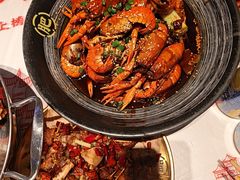 -肥肥虾庄·金牌油焖大虾(汉街SKP店)