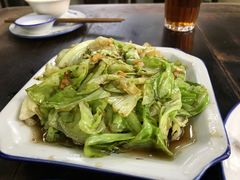 手撕包菜-吾介小籠館