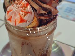 爆炸冰激淋巧克力-MIKAKU(万达广场上海宝山店)