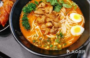 Tomato Pork Intestine Rice Noodles