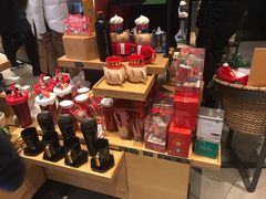 零售区-星巴克(天津鲁能中心第三店)