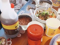 -包整·丝娃娃(一览甲秀楼风景店)