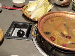 -阿婆情腊排骨火锅·野生菌季(古城旗舰店)