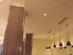 -亚龙湾希尔顿自助餐厅·海鲜·烧烤·沙滩BBQ·现场乐队