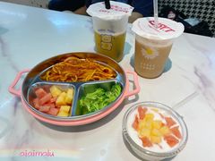 -萨卡屋亲子乐园·餐厅(龙山万物工场店)