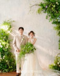 -雪中彩影婚纱摄影·微光艺术中心