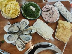 -老何家后安粉·糟粕醋海鲜火锅(三亚湾椰梦长廊店)