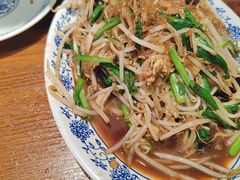 -老天桥酱肉烧饼夹肘子(天桥店)