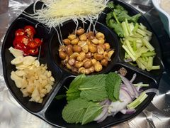 -官塘鱻鱻鱼生·潮汕生腌·砂锅粥(西马路总店)