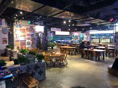 大堂-马路牙子地桌烤肉(工体店)