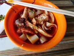 -烤肉小伙烤肉店
