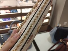 -COACH蔻驰(赛特奥特莱斯店)