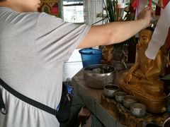 -ခြောက်ထပ်ကြီးရွှေသာလျောင်းဘုရားကြီး