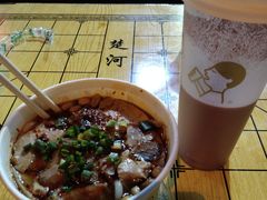 -覃肥叔桂林米粉(粮道街店)