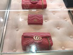 -文艺复兴百货(米兰大教堂广场店)