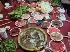 -周老三跷脚牛肉·全牛火锅(非遗传承店)