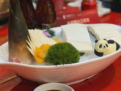 -小龙翻大江文化火锅(太古里店)