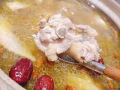 滋补花雕醉鸡锅-丁字口海鲜热炒·烧烤大排档