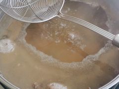 -三头牛·潮汕牛肉生蚝火锅 (夏湾店)