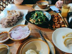 -贯贯吉·清真餐厅(浙江中路店)