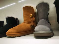 -UGG(燕莎奥特莱斯购物中心店)