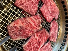 -铭牛烧肉·和牛海鲜自助(高新月牙湖店)