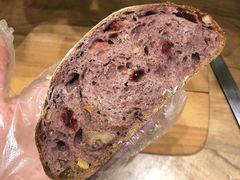 红酒蔓越莓欧包-面包与我Bread Or Me(长城汇店)
