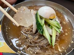 -许哥东北烧烤·铁丳烤串·宫后夹肉(繁花中心店)