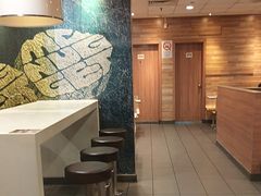 -麦当劳(虹梅路地铁站店)