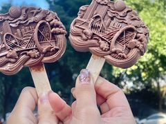 -南京眼步行桥