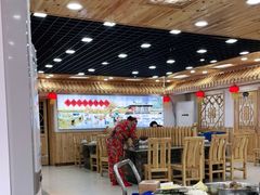 大堂-屯老二农家铁锅炖·行业领军者(梅江店)