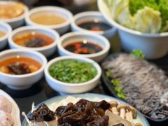 -常赢三兄弟·清真涮肉·清真炒菜(朝阳新城店)