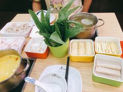 -杨老板·海鲜集市火锅·鲜切牛肉(中防万宝店)