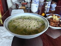 白汤面底-同得兴 Since·1995 传统苏式面馆(嘉馀坊店)