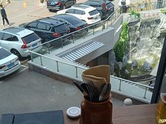 -必胜客(东岳店)