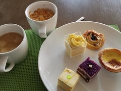 -希尔顿欢朋酒店自助餐