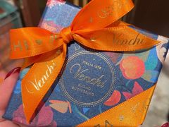 -VENCHI 闻绮(北京国贸商城店)