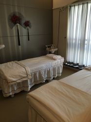 -JNK皮肤管理中心